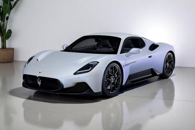Maserati Mc20 Bianco Audace Color Image